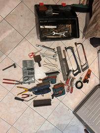 Lotto Attrezzi + set chiavi inglesi