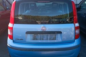 POSTERIORE COMPLETO FIAT PANDA 169 PER RICAMBI
