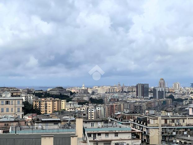 3 LOCALI A GENOVA