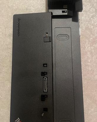 Dockstation Lenovo con alimentatore
