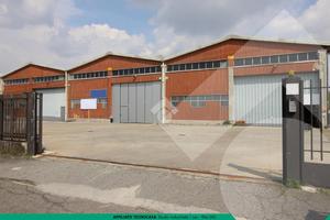 CAPANNONE A SETTIMO MILANESE