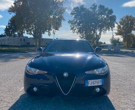 Alfa Romeo Giulia 2.2 150cv Sport