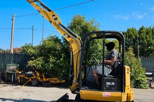 E245 - ESCAVATORE CATERPILLAR 302.7