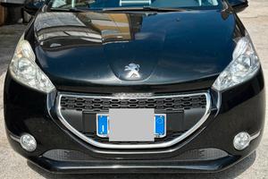 Peugeot 208 1.0 PT 12V