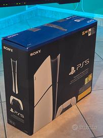 PS5 Digital Edition 1TB + 5 Giochi Inclusi