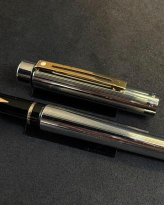 Sheaffer Targa in rutenio lucido con pennino oro