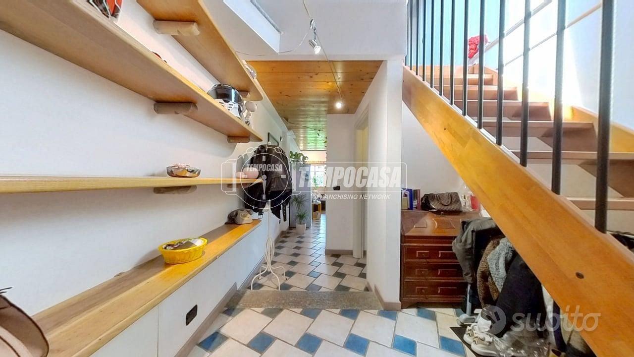 APPARTAMENTO CON ASCENSORE NEL CUORE DEL VILLAGGIO - Vista 4