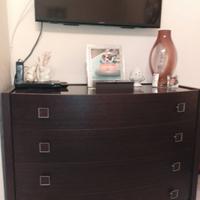 camera da letto completa di settimino +comodini e 