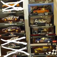 Modelli auto  die cast 1/18 apribili