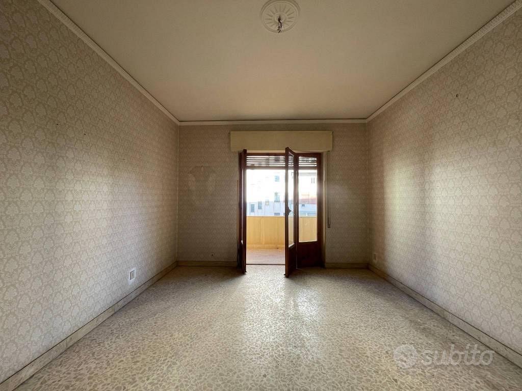 Apartment in Palermo, Quartiere Matteotti, VIII Circoscrizione - Vista 3