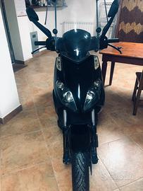 Vendita scooter sportcity 125
