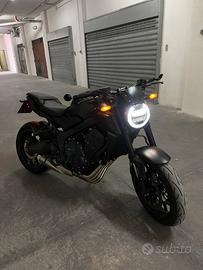 Honda cb 650 r black edition