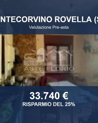 Immobile in asta di 120 m² con più di 5 locali a M