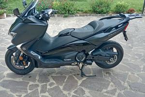 Yamaha T Max 530 - 2017