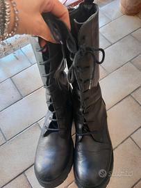 Stivali anfibi da donna