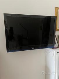 TV colori Led 32 pollici Sharp AQUOS