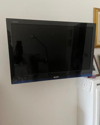 TV colori Led 32 pollici Sharp AQUOS