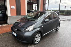 Toyota Aygo 1.0 12V VVT-i 5 porte Sol automatica