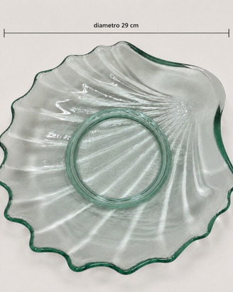 Piatto da portata in vetro a forma di conchiglia