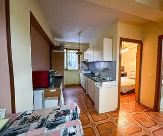 3 LOCALI A FALCONARA ALBANESE