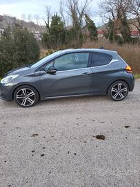 Peugeot 208 - 2016