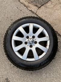 GOMME DA NEVE USATE UNA STAGIONE SU CERCHI IN LEGA