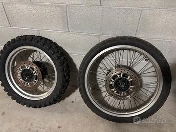 Cerchi yamaha xtz 750 super tenere