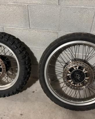 Cerchi yamaha xtz 750 super tenere