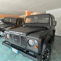 LAND ROVER Defender RESTAURATO COL. NERO OPACO