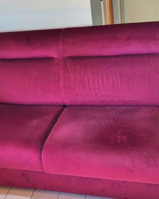 divano letto colore bordeaux 