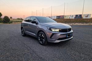 Opel granland x 1,5 130cv (2022)