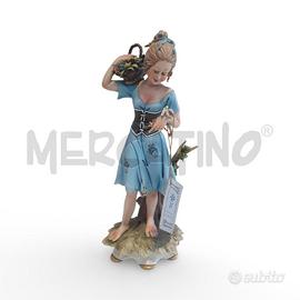 STATUINA CAPODIMONTE CESTINO FIORI ABITO AZZURRO