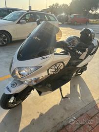 Yamaha T Max - 2010