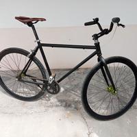 Bici fixed 28" opzione ruota libera