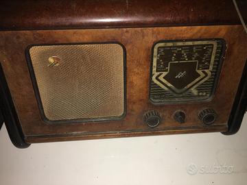 Audio di altri tempi a valvole WattRadio