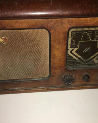 Audio di altri tempi a valvole WattRadio
