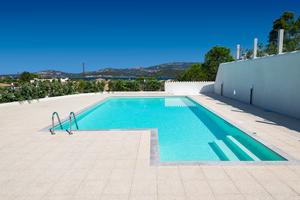 CANNIGIONE CON PISCINA - 200mt DAL MARE