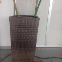 vaso in rattan