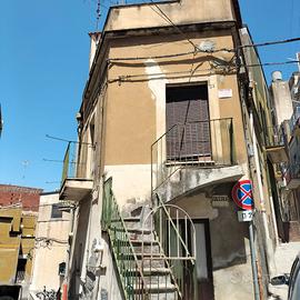 Casa Indipendente a Regalbuto – Zona Centrale