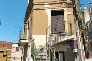 Casa Indipendente a Regalbuto – Zona Centrale