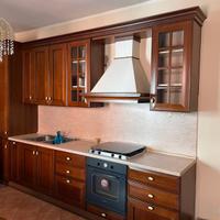 Cucina lineare in noce  3,60 mt