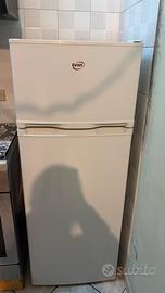 Frigorifero con congelatore