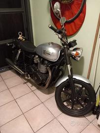 Triumph Bonneville - 2014
