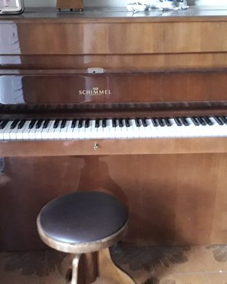 Pianoforte verticale