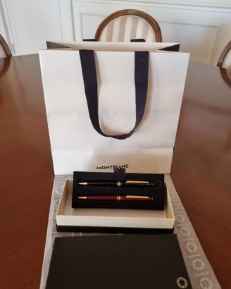Set misto di 2 Montblanc con carta e bustaregalo