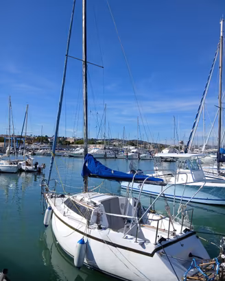 barca a vela Cartefour 21