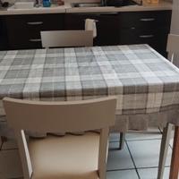 tavolo e sedie 