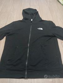 felpa the North face falsa