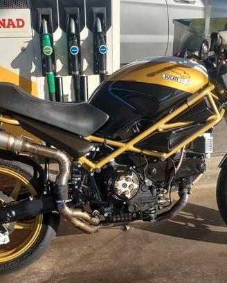 Ducati Monster 900 Custom
