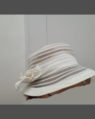 cappello elegante da cerimonia